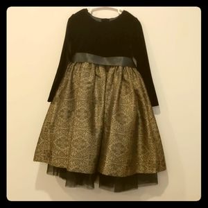 Silk dress with dark golden tones